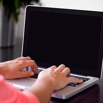 Jak w 2025 szybciej  budować dom? - poradnik budowlany